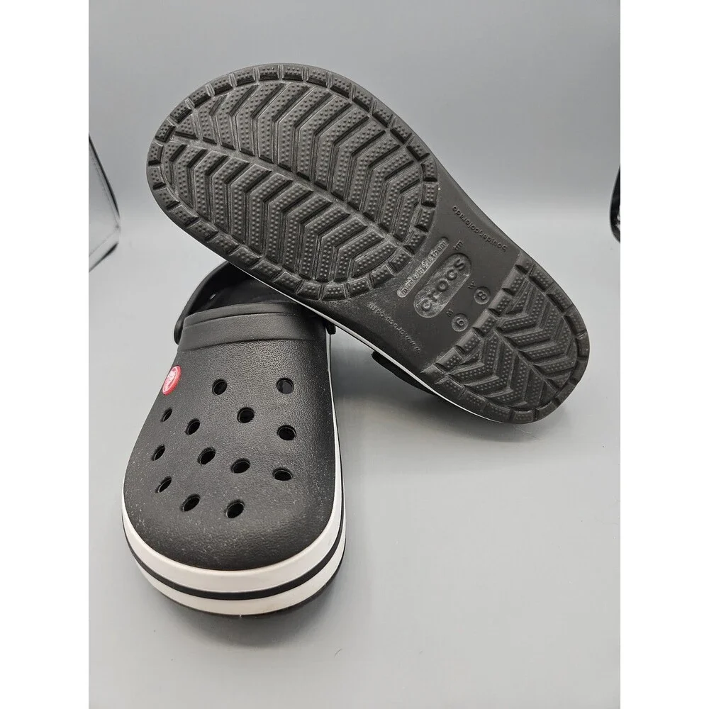 Unisex Crocs Crocband Clog Size 6M 8W Black White